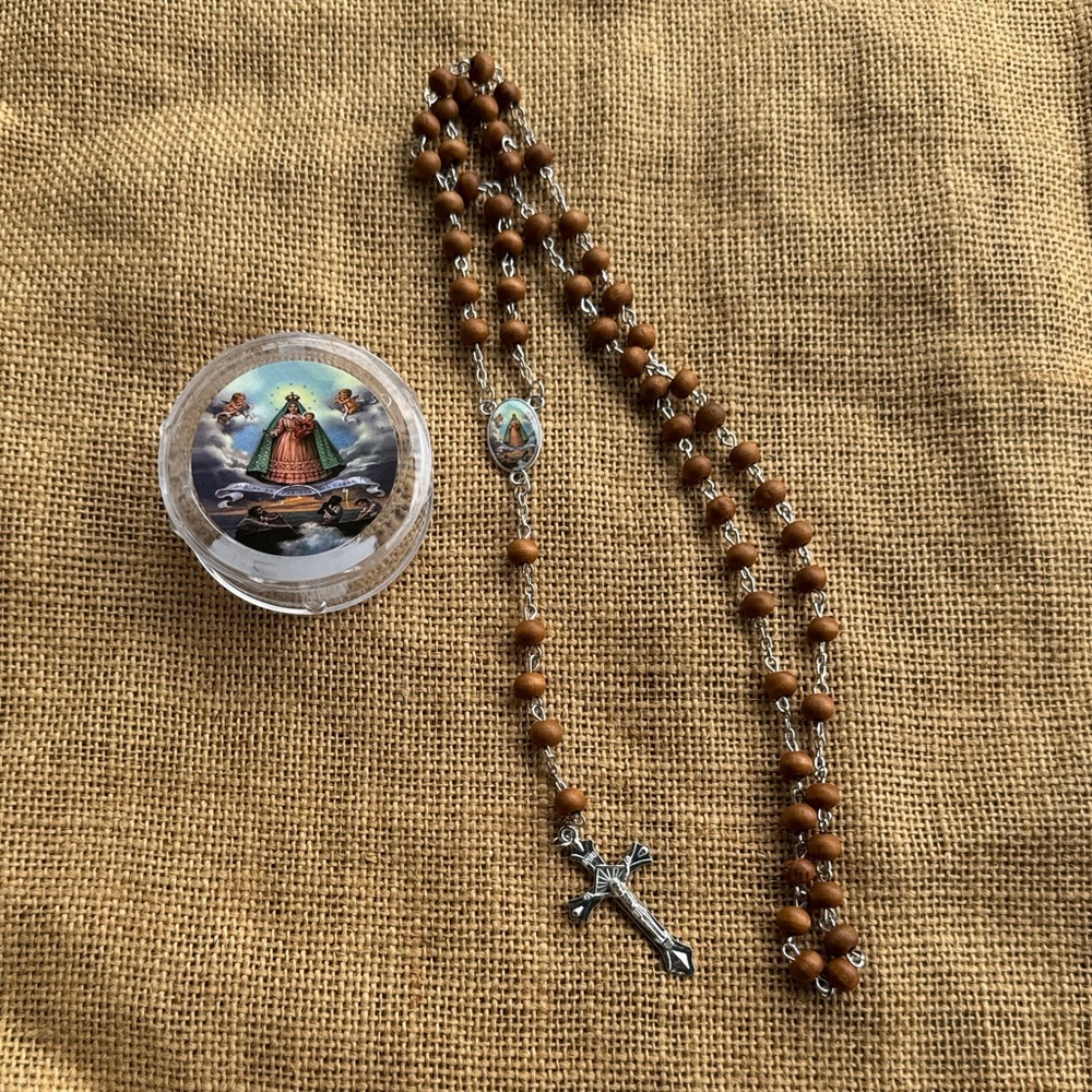 Virgin Mary Caridad del Cobre,Our Lady of Charity, rosary in box New